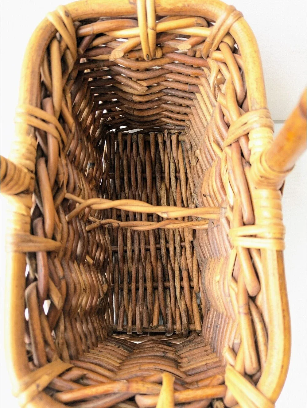 True Vintage Handcrafted Wicker Basket, Bentwood Handle, Divided Interior